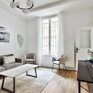 2-bedrooms-flat-le-marais.fr-paris.fr/